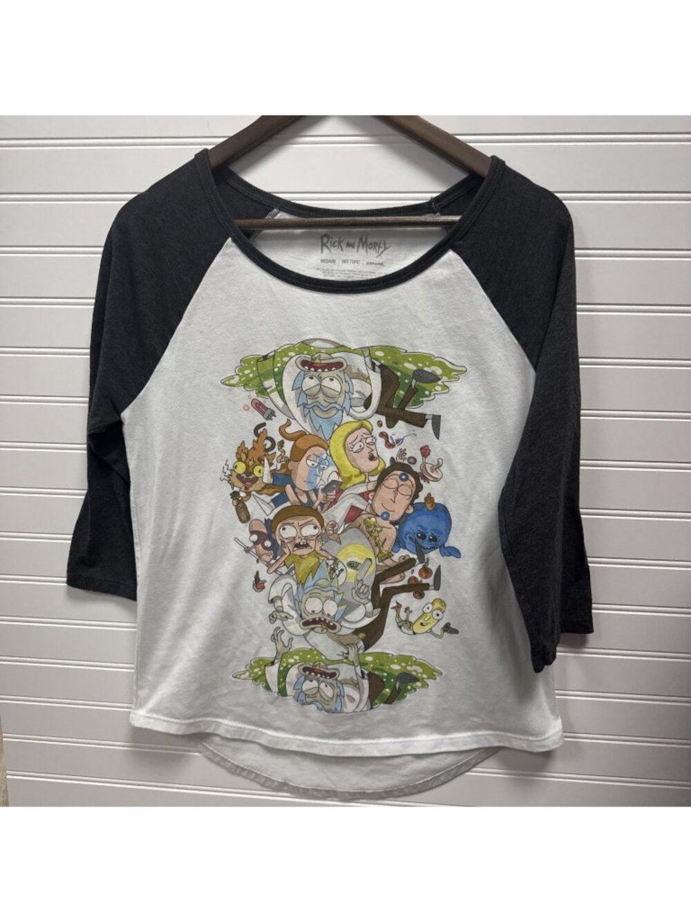 Hot Topic Rick and Morty Gray White 3/4 Sleeve Graphic Print Character Knit M